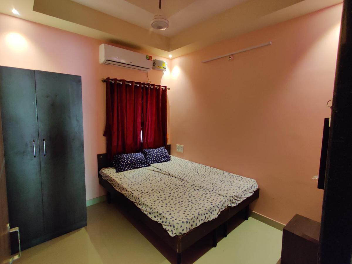 Bandekar Home Stay Mālvan エクステリア 写真